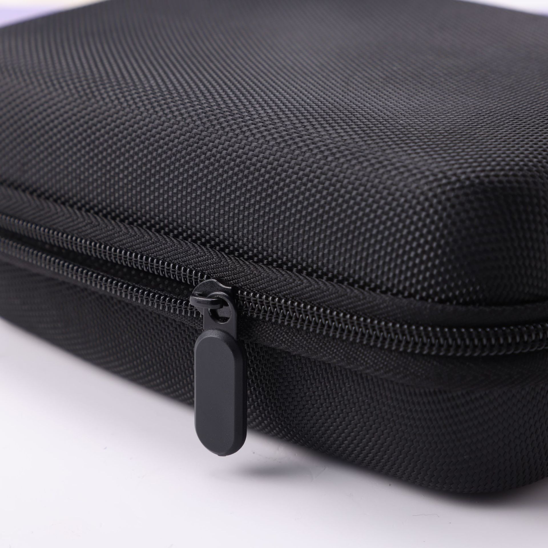 Earphone Data Storage Bag Oval - Tech Accessories Wholesale review and price